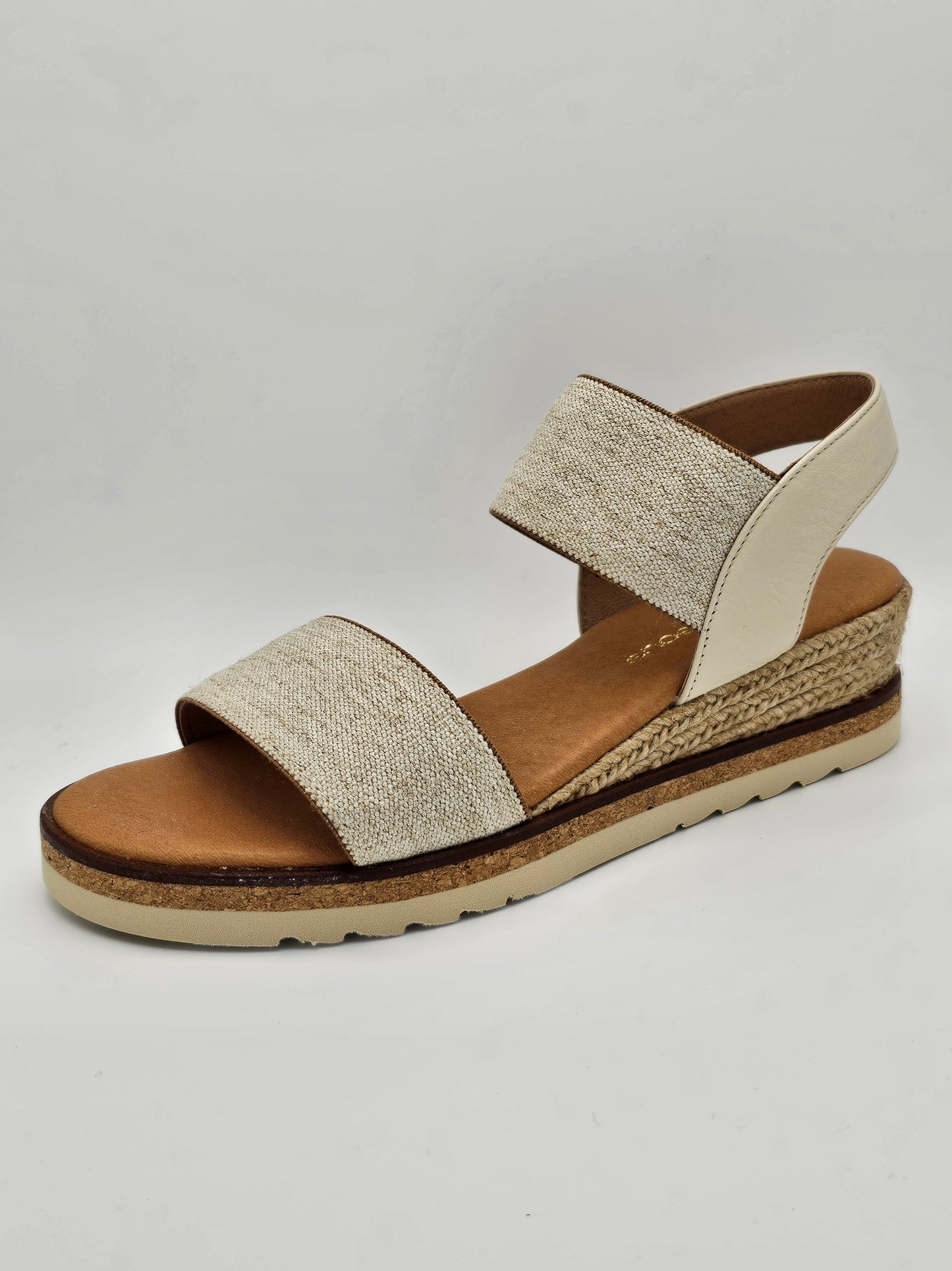 Neveah - Beige Linen